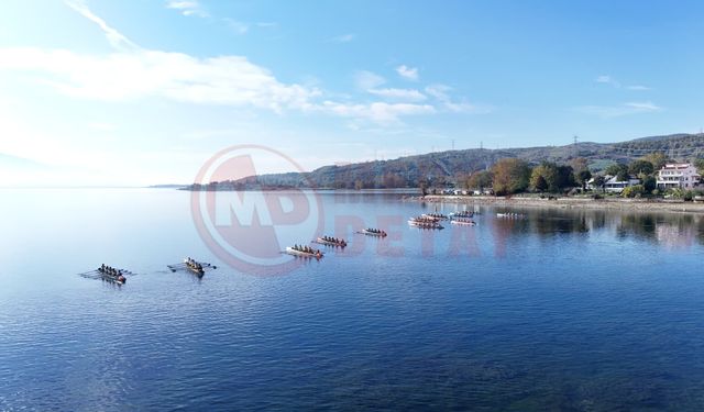 2. Serdivan Kürek Kupası'nda kürekçiler destan yazdı