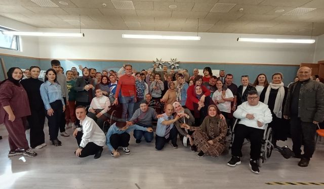 Halk gününe yoğun ilgi