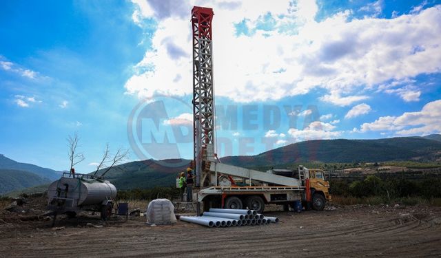 Geyve Doğantepe’ye 132 metre derinlikten kaliteli içme suyu