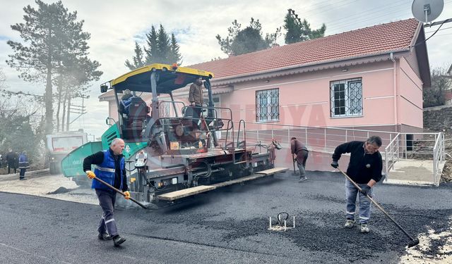 Selahiye Kültürevi’nde asfalt serimi