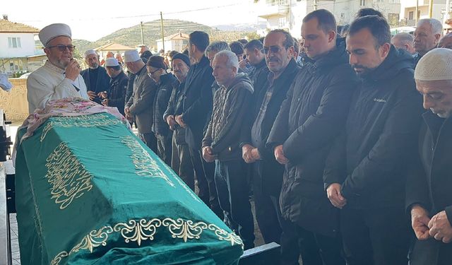 Feci kazada hayatını kaybeden genç kız toprağa verildi