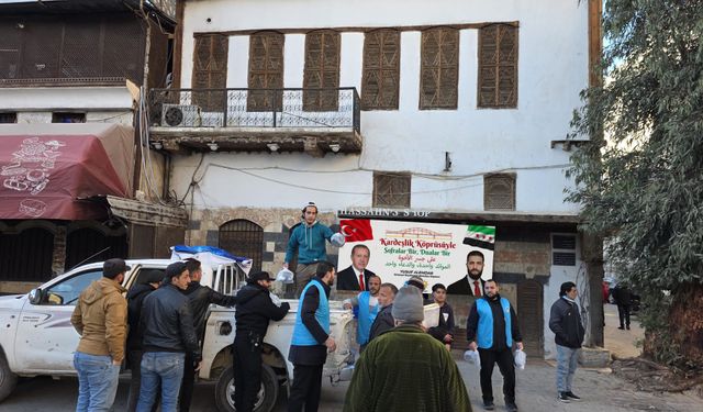 Büyükşehir’in iftar kazanları Şam’da kaynıyor