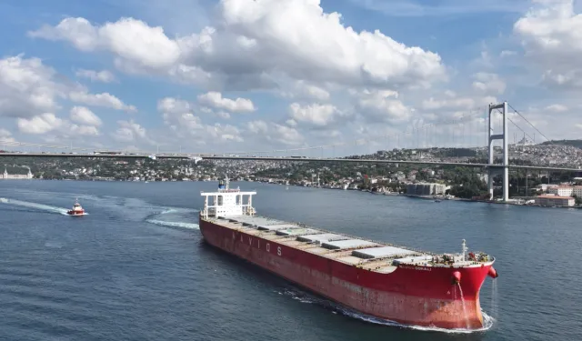 Türk boğazları 2025'te 85 binlik gemi trafiğini yönetti