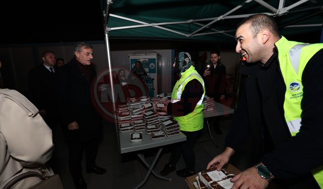 Alemdar, Kadir Gecesi’nde vatandaşlarla aynı safta