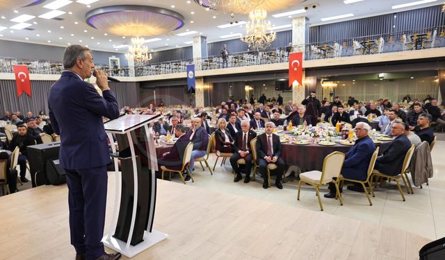 Başkan Alemdar muhtarlarla bir araya geldi