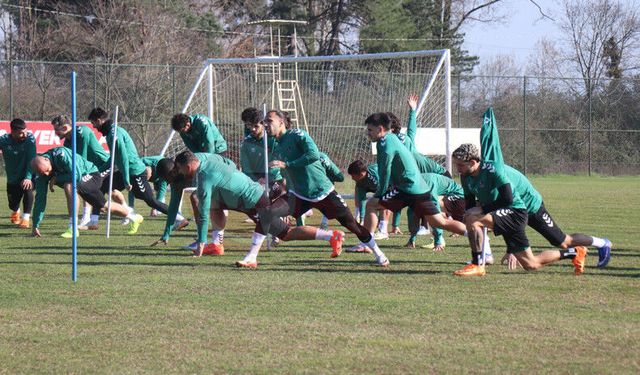 Sakaryaspor Adana Demirspor mesaisinde