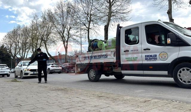 Erenler’de larva ile etkili mücadele