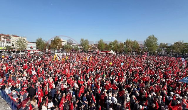 Sakarya’da yükselen ses halkın  değişim iradesini ortaya koydu