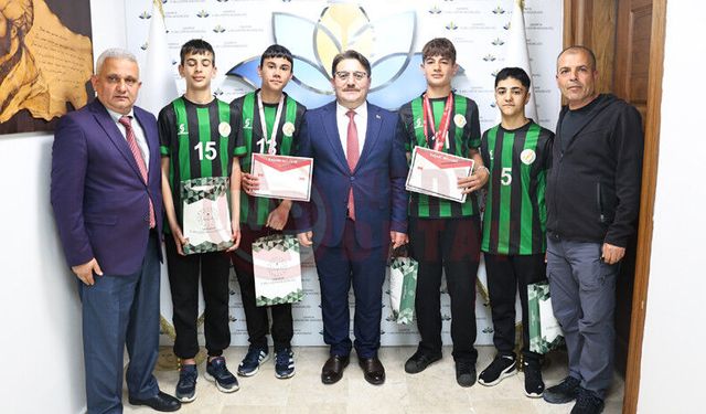 Özel sporculardan gurur veren başarı