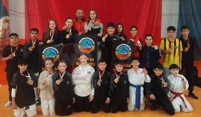 Serdivanlı karatecilerden büyük başarı