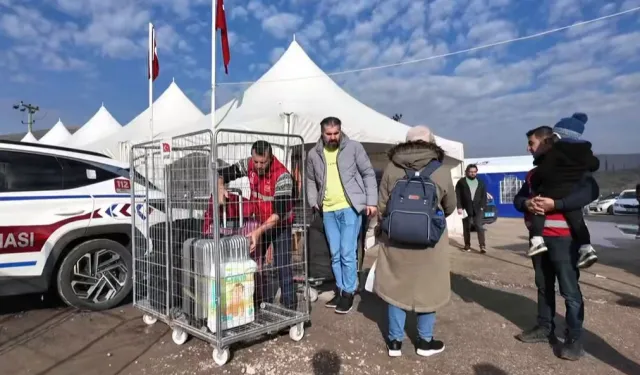 1,4 milyon Suriyeli ülkesine döndü