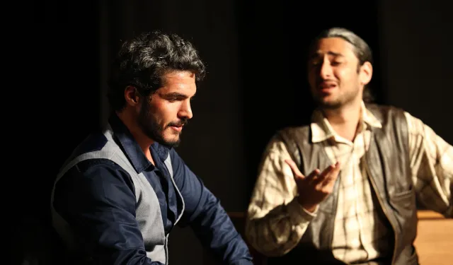 6 aylık emek 'Kapılar' ile sahneye taşındı