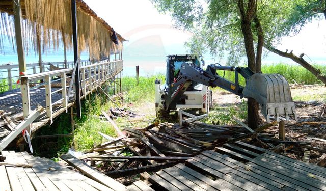 Serdivan Gölpark 1. Etap’ta  yenileme çalışmaları sürüyor