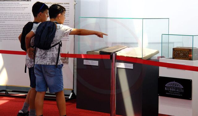Kutsal Emanetler Sergisi büyük ilgi gördü