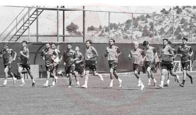 Sakaryaspor'da Davraz mesaisi sürüyor