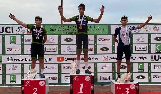 Büyükşehir’in pedalları Türkiye Şampiyonası’nda madalyaları topladı