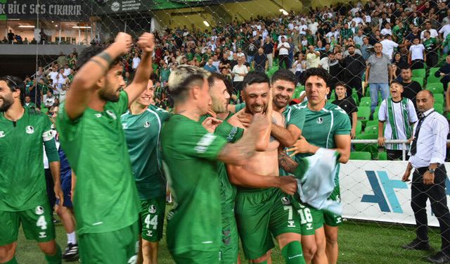 Sakaryaspor'dan 2'de 2!