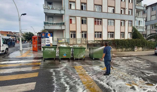 Serdivan’da temizlik çalışmaları sürüyor