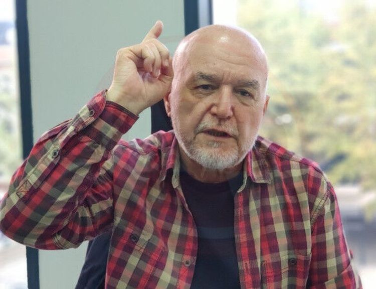 "Gözünüzü toprak doyursun!"