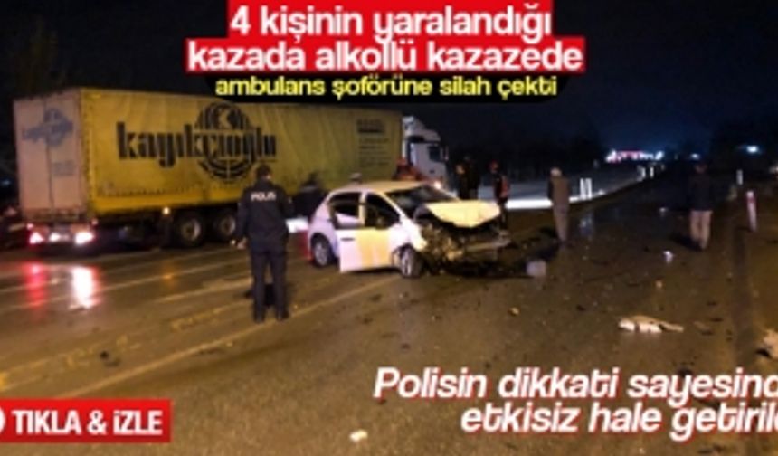 Sakarya'da yaralı kazazede ambulans şoförüne silah çekti