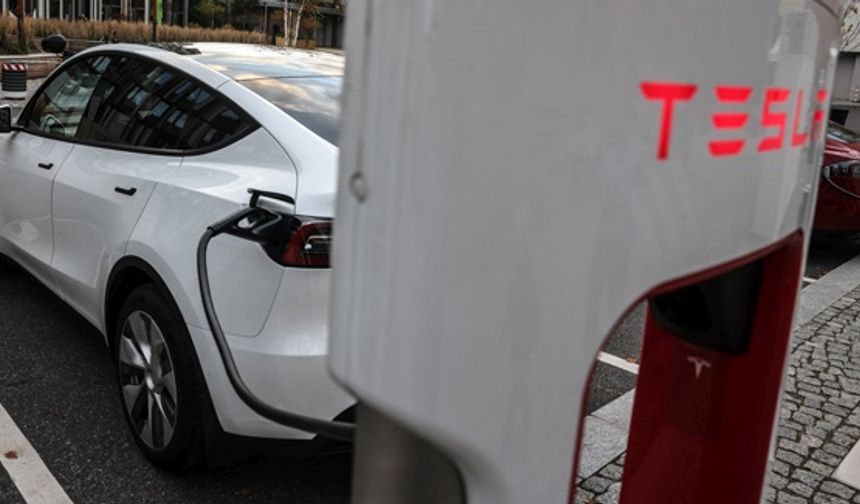Tesla, 10 yeni hızlı şarj merkezini devreye alıyor