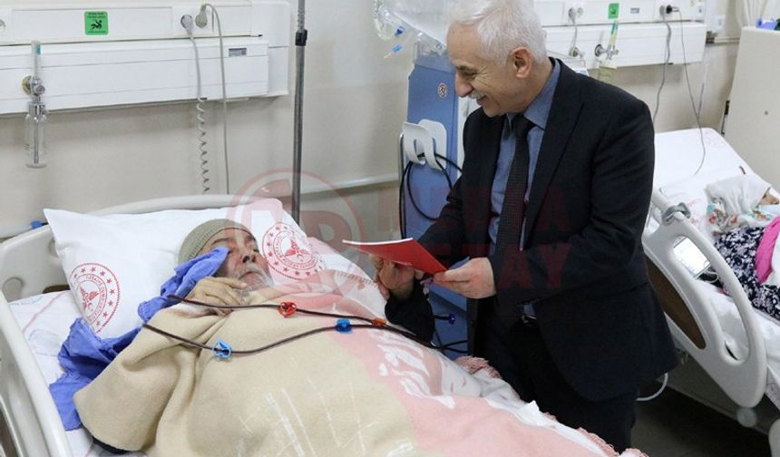 Dünya Böbrek Gününde diyaliz hastalarına ziyaret