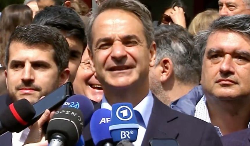 Komşu ülke sandık başına gitti...