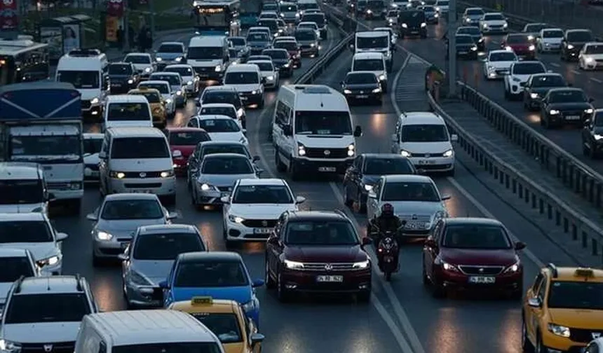 Trafiğe kayıtlı araç 32,3 milyona ulaştı