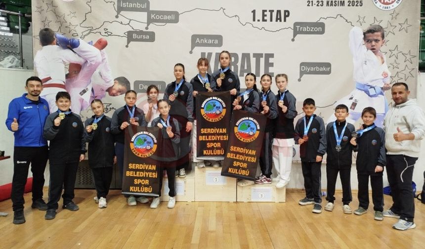 Serdivan Karate Takımı Türkiye Yıldızlar Ligi’ne damga vurdu