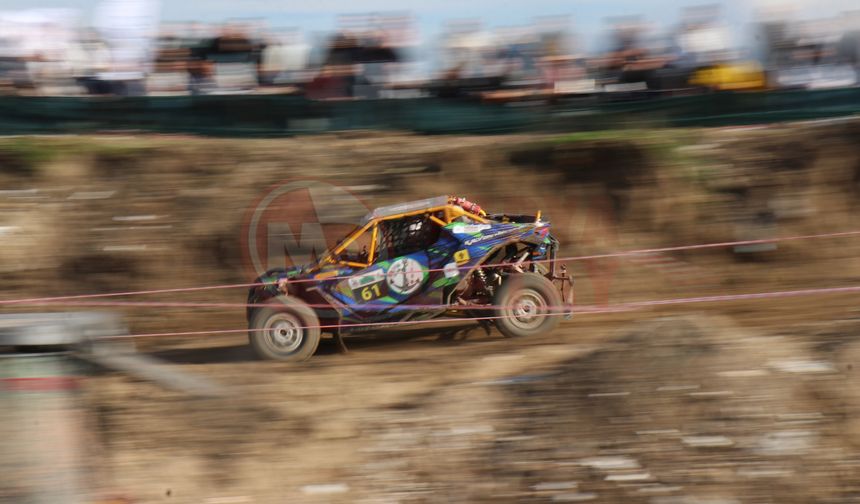 Rampada, çamurda sınırları zorladılar