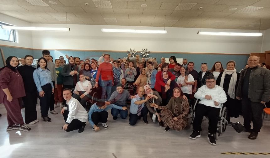 Halk gününe yoğun ilgi