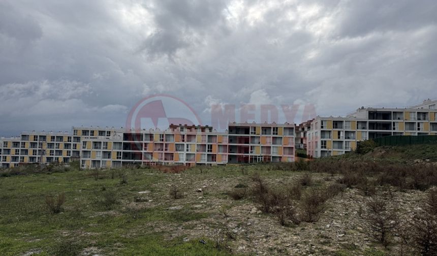 "Burası yurt değil"