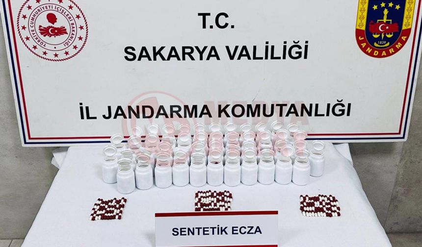 2 bin 700 adet sentetik uyuşturucu hap ele geçirildi