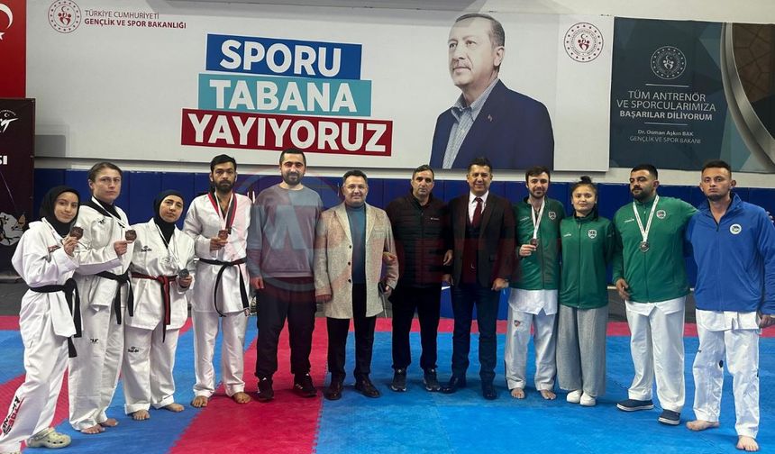 Sakarya’dan madalya yağmuru