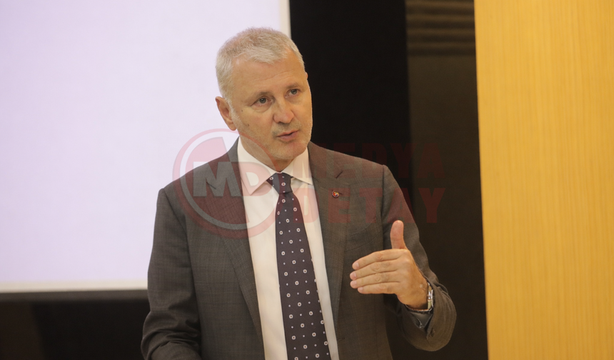 “Sanayiyi doğrudan demiryolu ağıyla buluşturmalıyız”