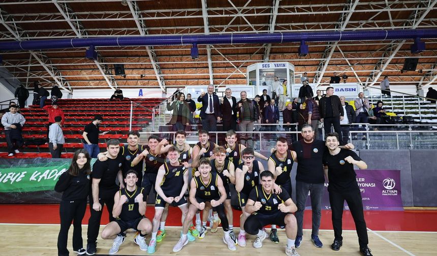 Serdivan’ın genç devleri durdurulamıyor!