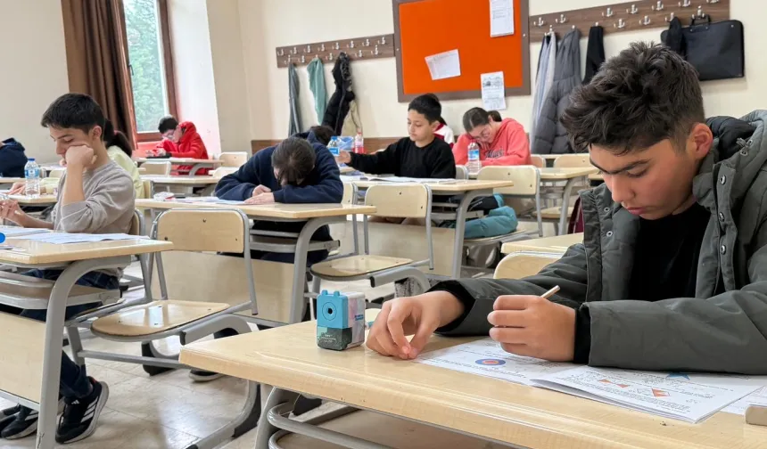 8. ADAMAT Matematik Olimpiyatları'nda ilk aşama tamam