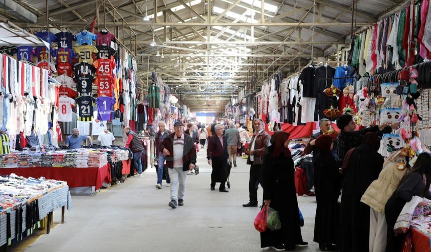 Parasını ödedikleri tapuları 23 yıldır alamıyorlar