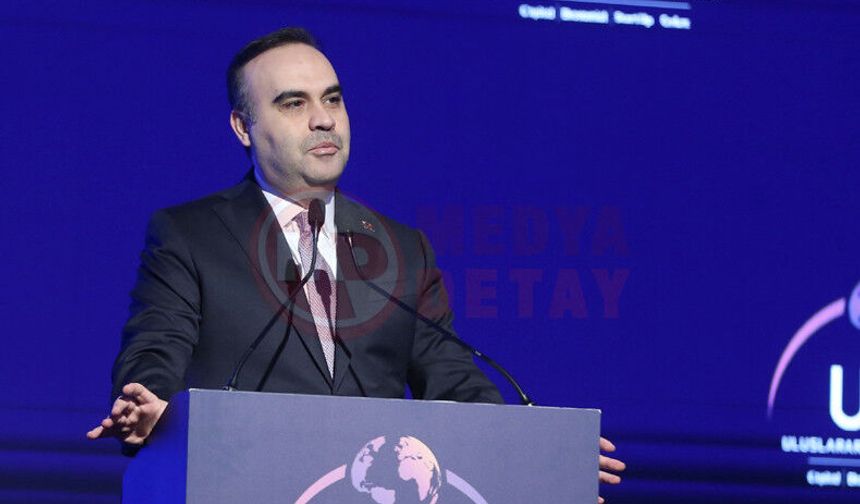 Bakan Kacır Sakarya'da