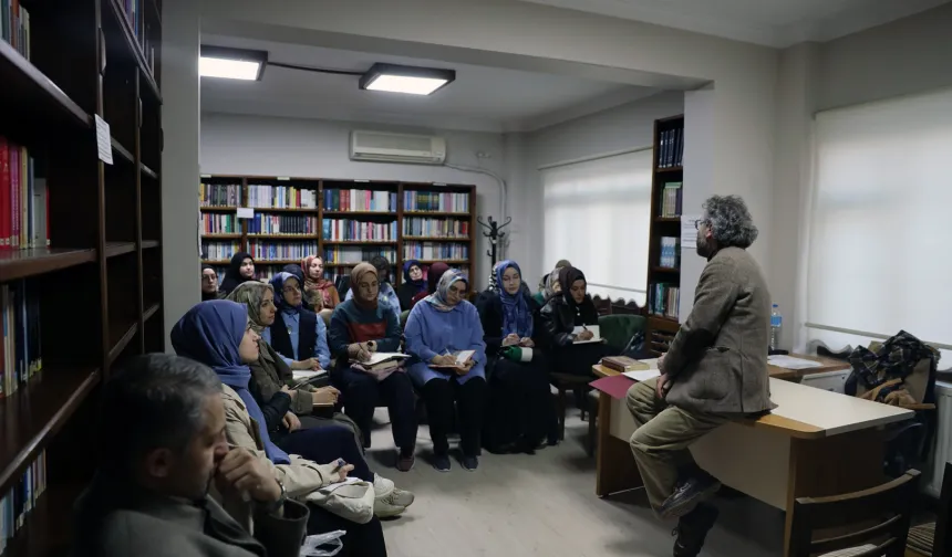 Büyükşehir Akademi'de kültür ve sanat dolu eğitimler sürüyor