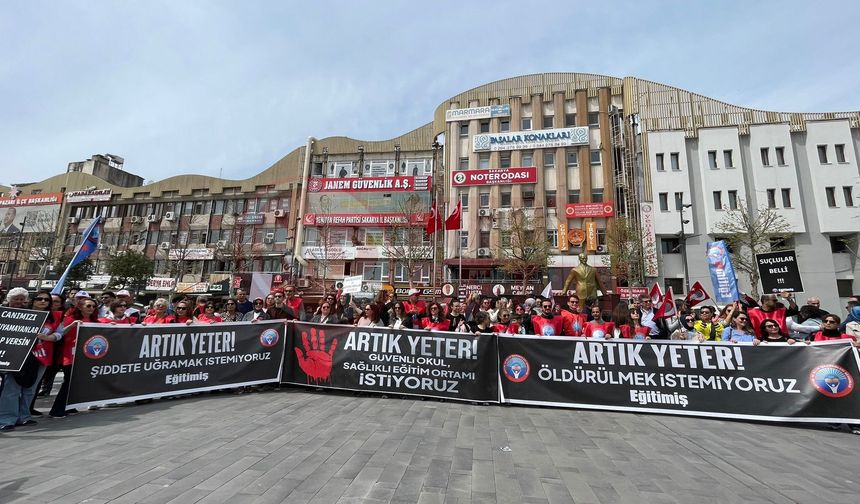 “Okullar kan gölüne döndü, sorumlular izliyor”
