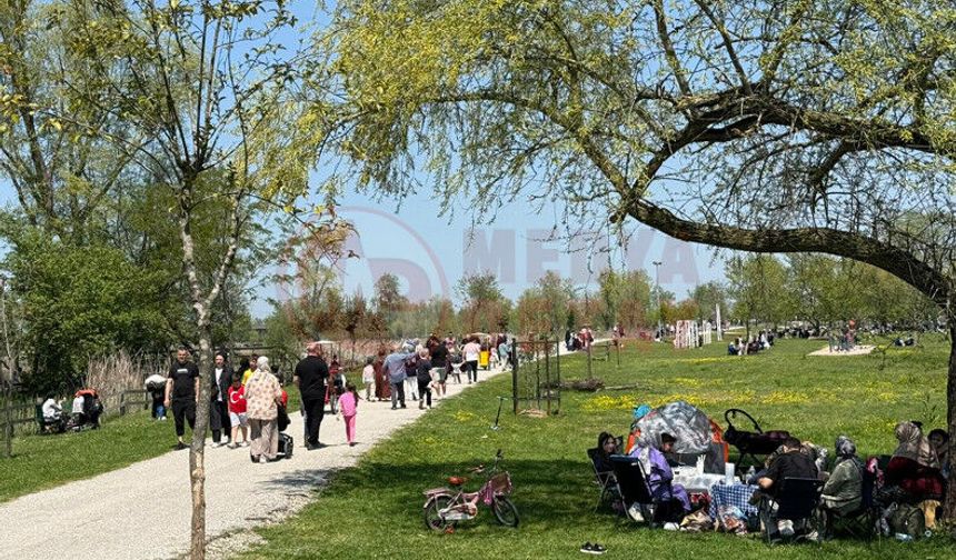 Gölya Tabiat Parkı'nda hafta sonu yoğunluğu