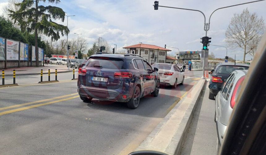 Metrobüs yolunu ihlal eden sürücülere tepki