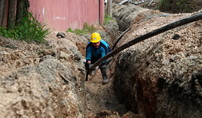 Sapanca'da Kuruçeşme'nin içme suyu hattı yenilendi