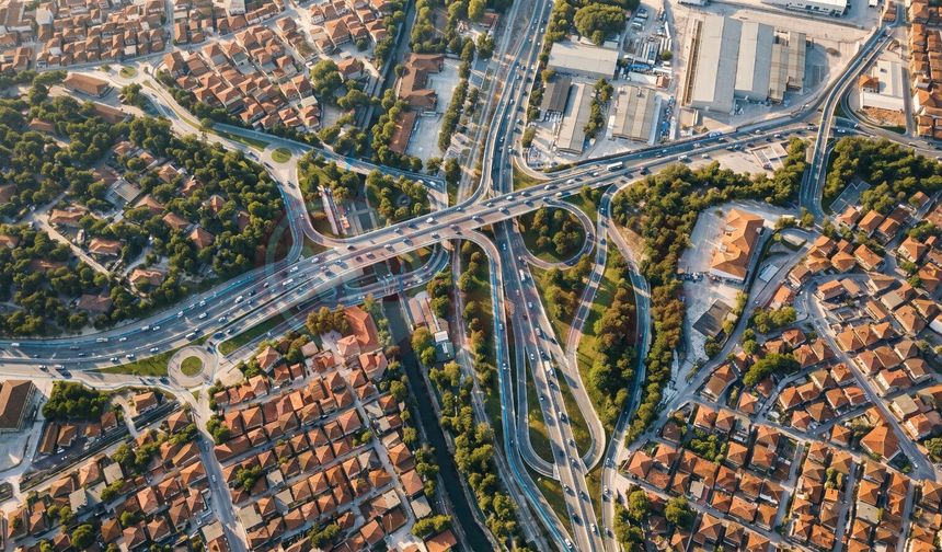 “Bizim için en büyük bayram, Sakarya’mızı güzel  hizmetlerle buluşturmaktır”