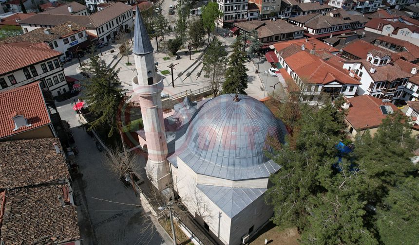 Birçok badire atlatan 508 yıllık cami tarihe tanıklık ediyor!