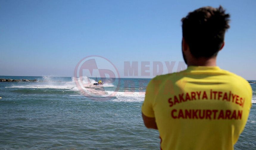 Cankurtaranlar bayramda görev başında