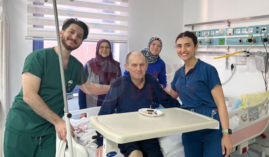 Palyatif bakım hastasına doğum günü sürprizi
