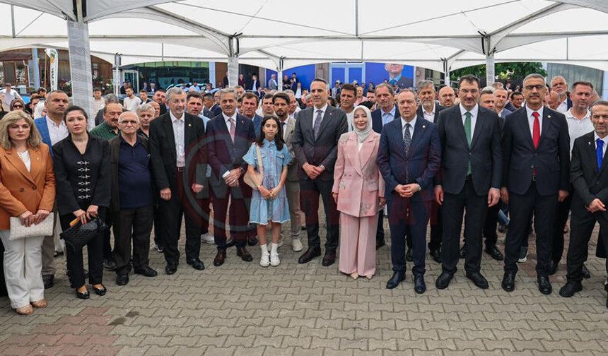 Sakarya protokolü bayramlaştı