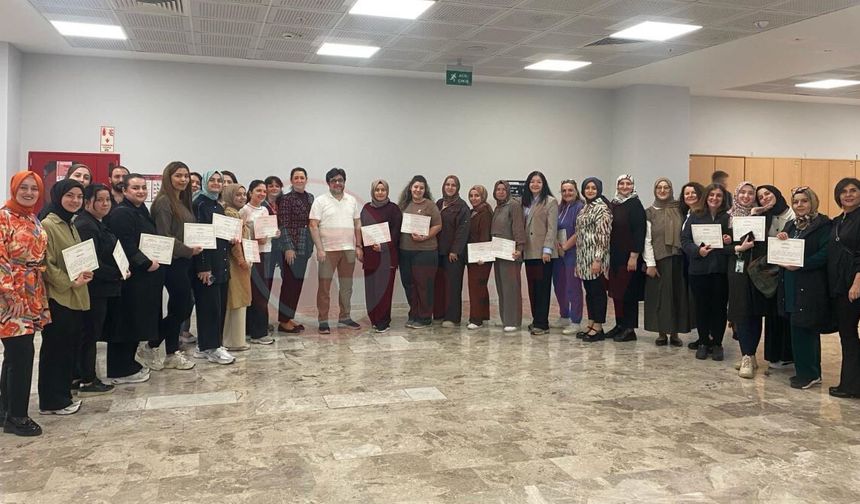 Sakarya’da sağlık personeline yenidoğan eğitimi